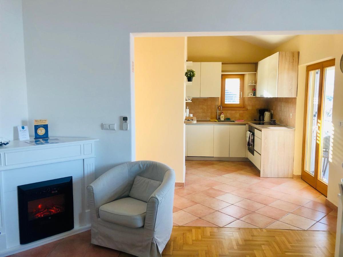 Apartments Villa Perla Rovanjska Zewnętrze zdjęcie
